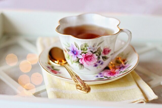 Traditional English afternoon tea setting